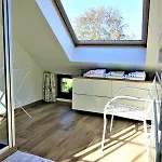 Le Jardin Des Miroirs Bed & Breakfast 3*